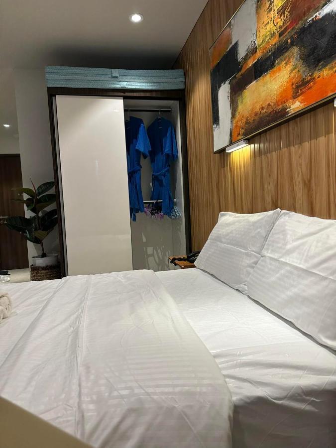 14D-C Tambuli Seaside Living Apartman Lapu-Lapu City Kültér fotó